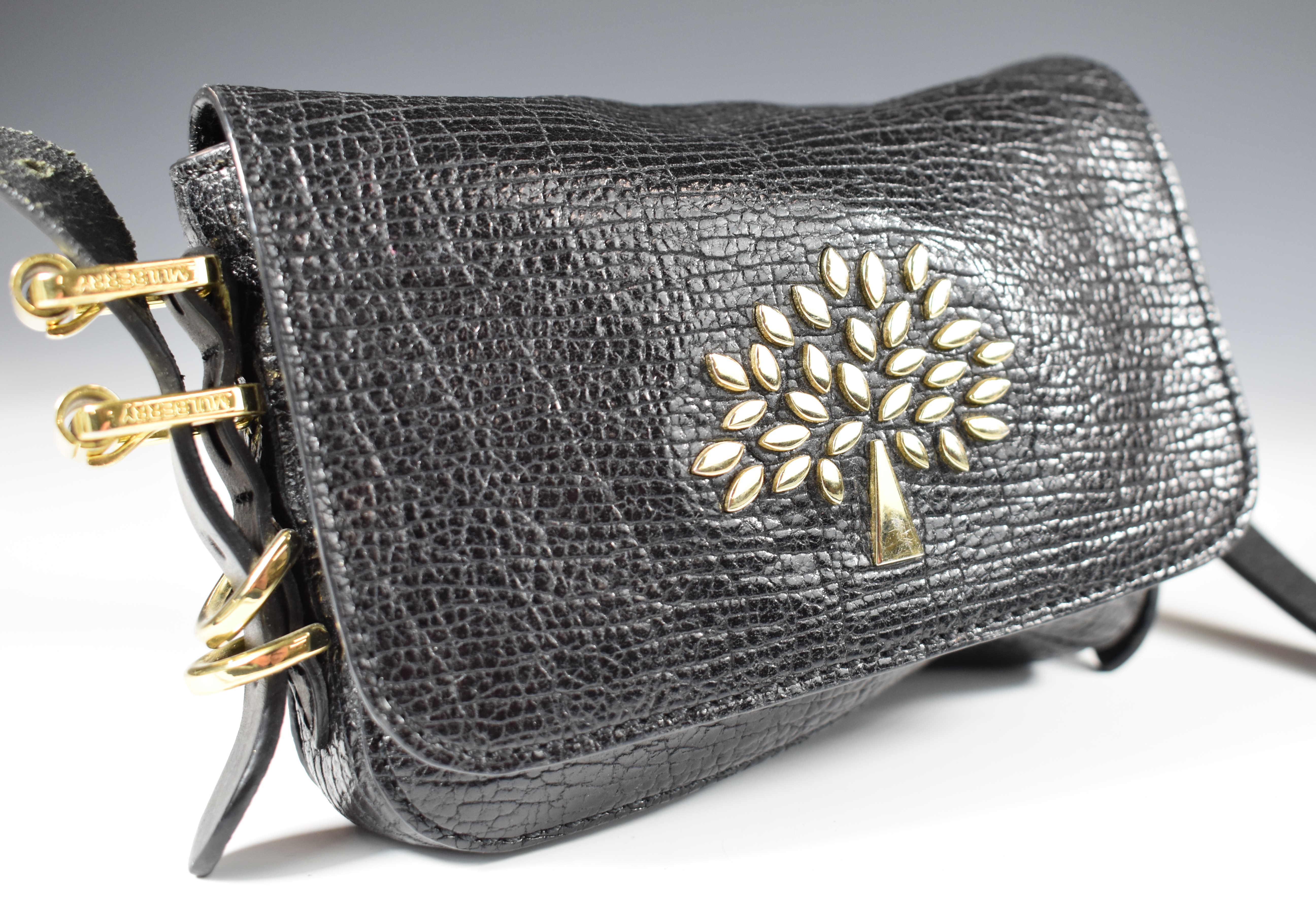 Mulberry Mila Mini handbag in black leather with gilt metal hardware, with original label, 15 x 10. - Image 3 of 9