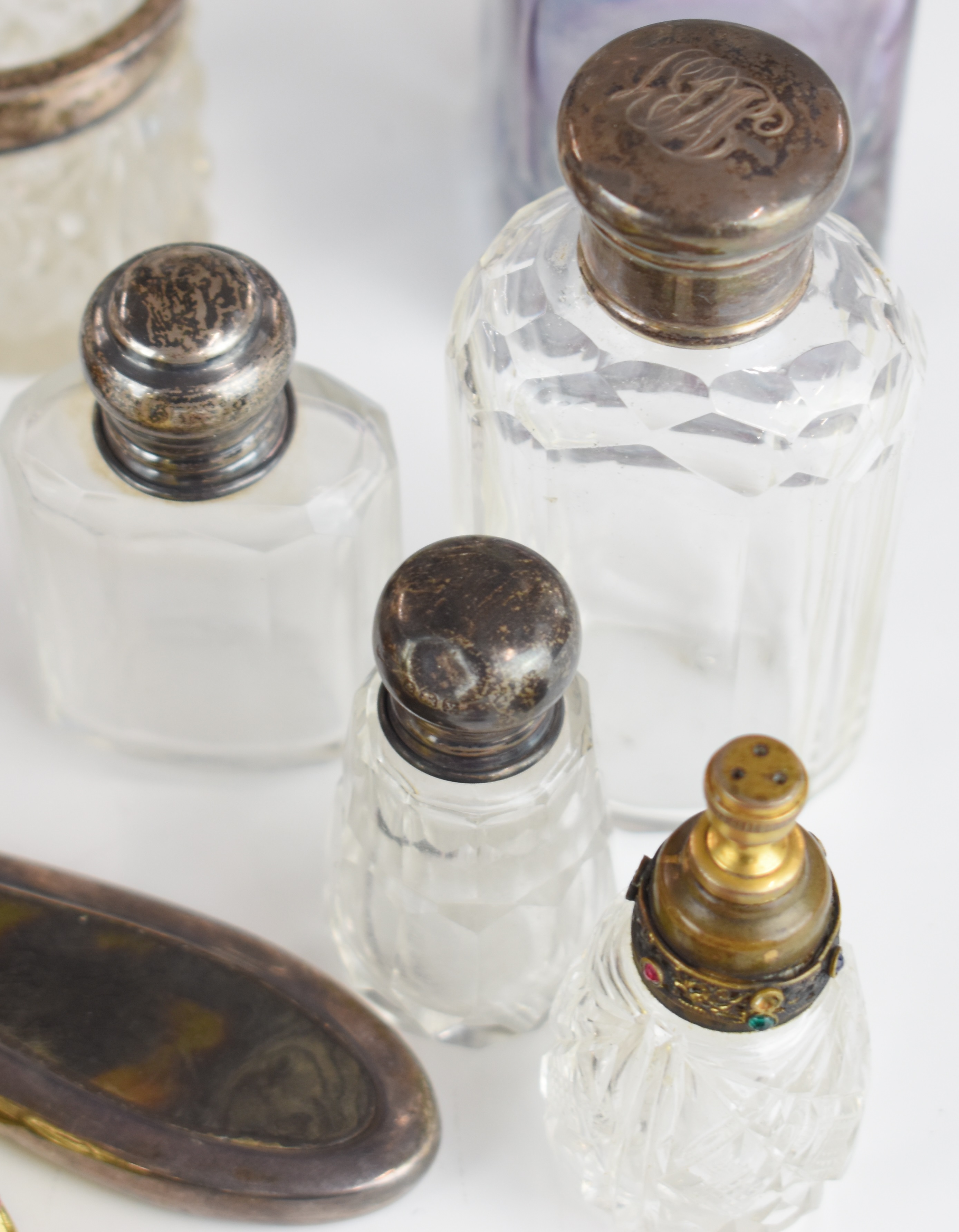 Hallmarked silver mounted glass items including claret jug, decanter, scent bottles etc, further - Image 9 of 9
