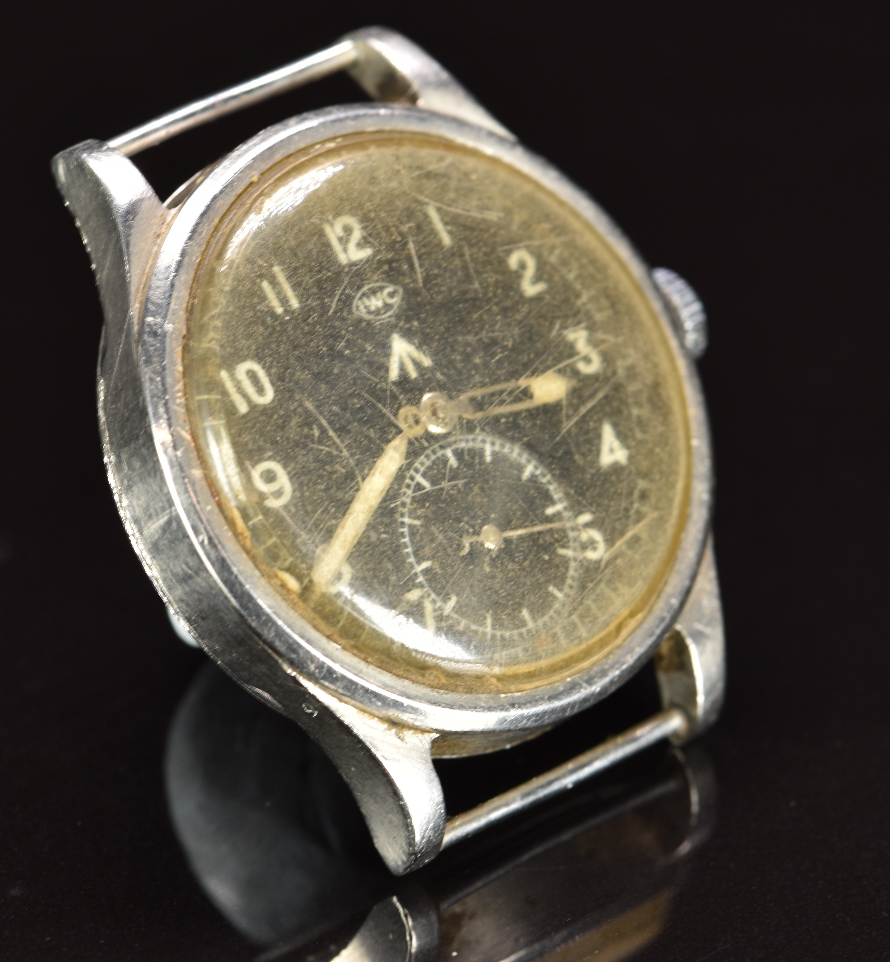 International Watch Co IWC British military issue 'Dirty Dozen' wristwatch with subsidiary seconds - Image 3 of 5