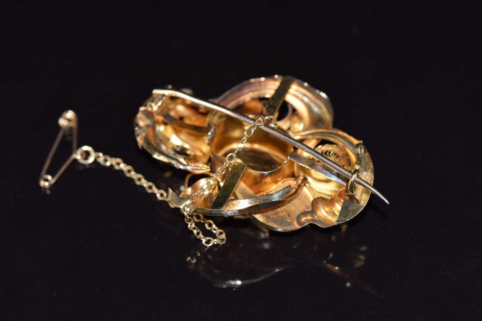 Victorian filigree brooch set with an oval cut citrine, 7.1g - Image 4 of 4