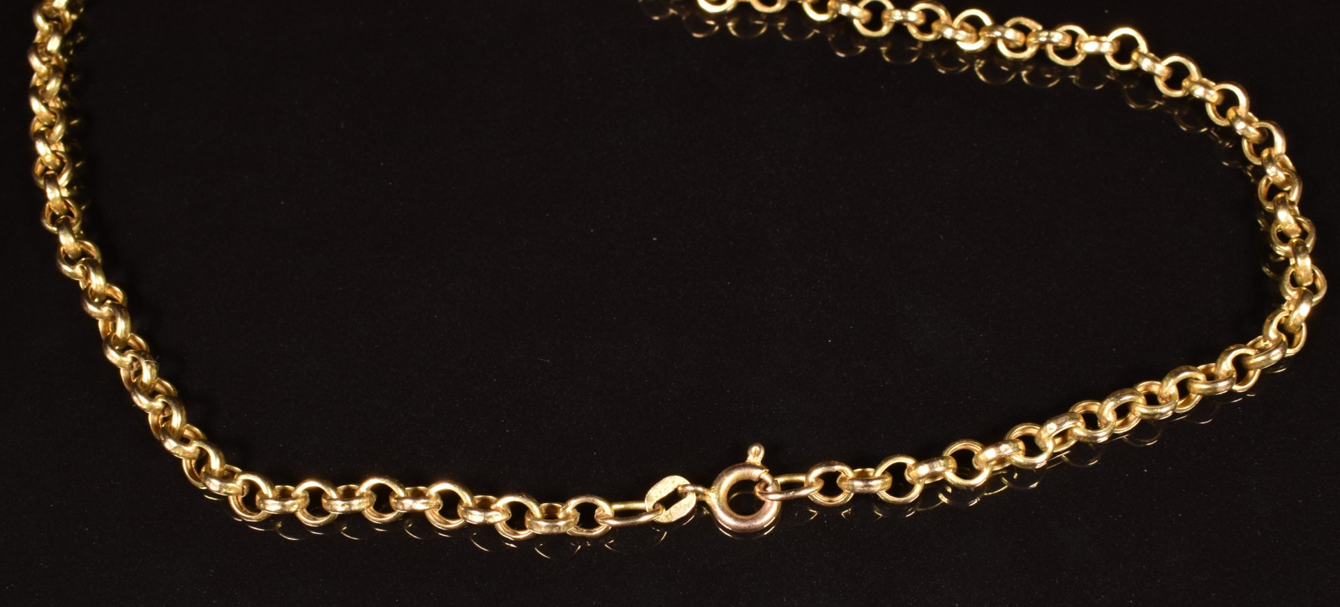 A 9ct gold belcher chain / necklace, length 60cm, 4.9g - Image 3 of 3