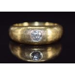 An 18ct gold ring set with diamond of approximately 0.25ct, 6.6g, size Q