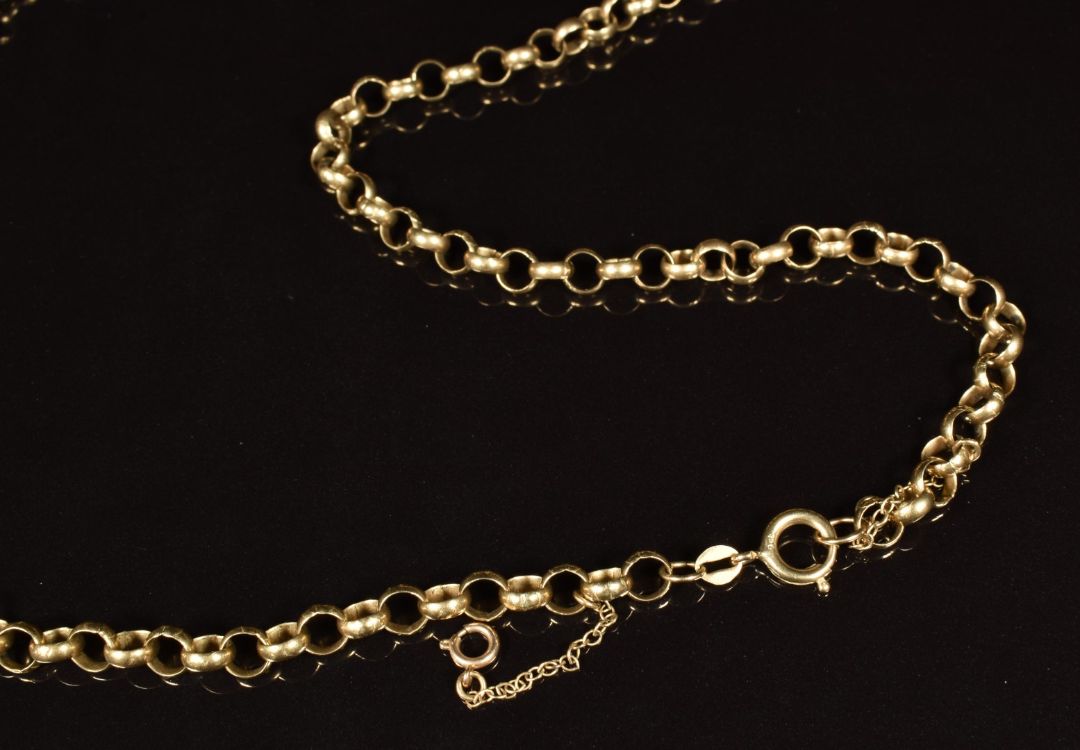 A 9ct gold belcher chain /necklace made up of circular links, length 56cm, 20g - Image 3 of 3