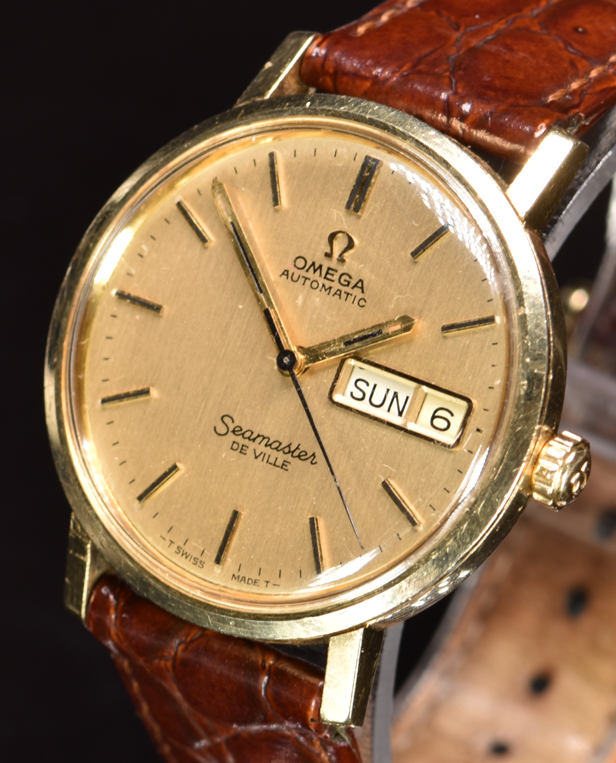 Omega Seamaster de Ville gold gentleman's automatic wristwatch with day and date aperture, two- - Image 3 of 5
