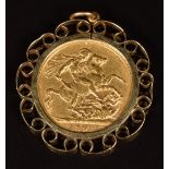 An 1893 gold full sovereign in 9ct gold pendant mount, 10.2g