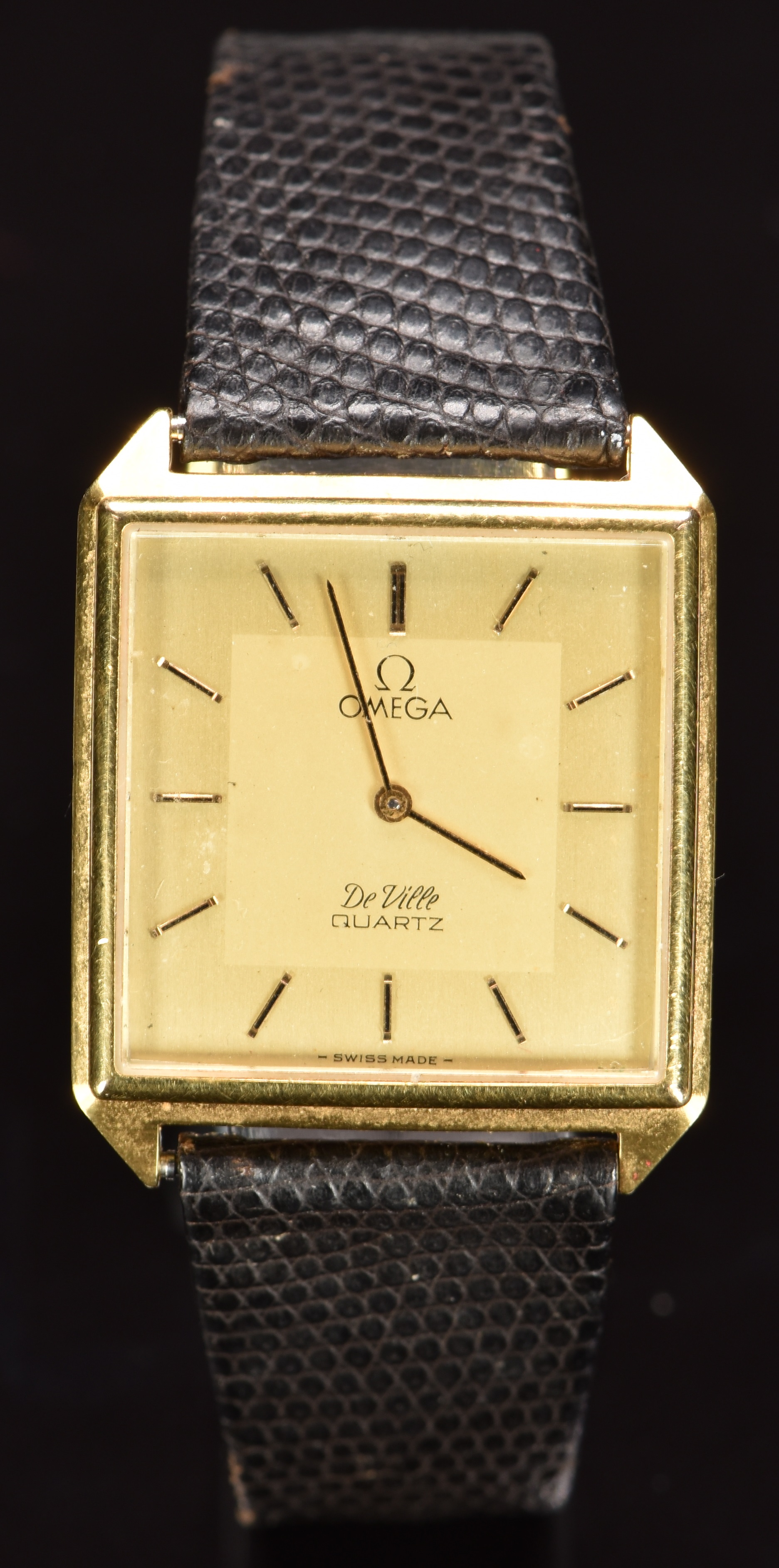 Omega De Ville gentleman's wristwatch ref. 191.0075 with black hands and baton hour markers, two-