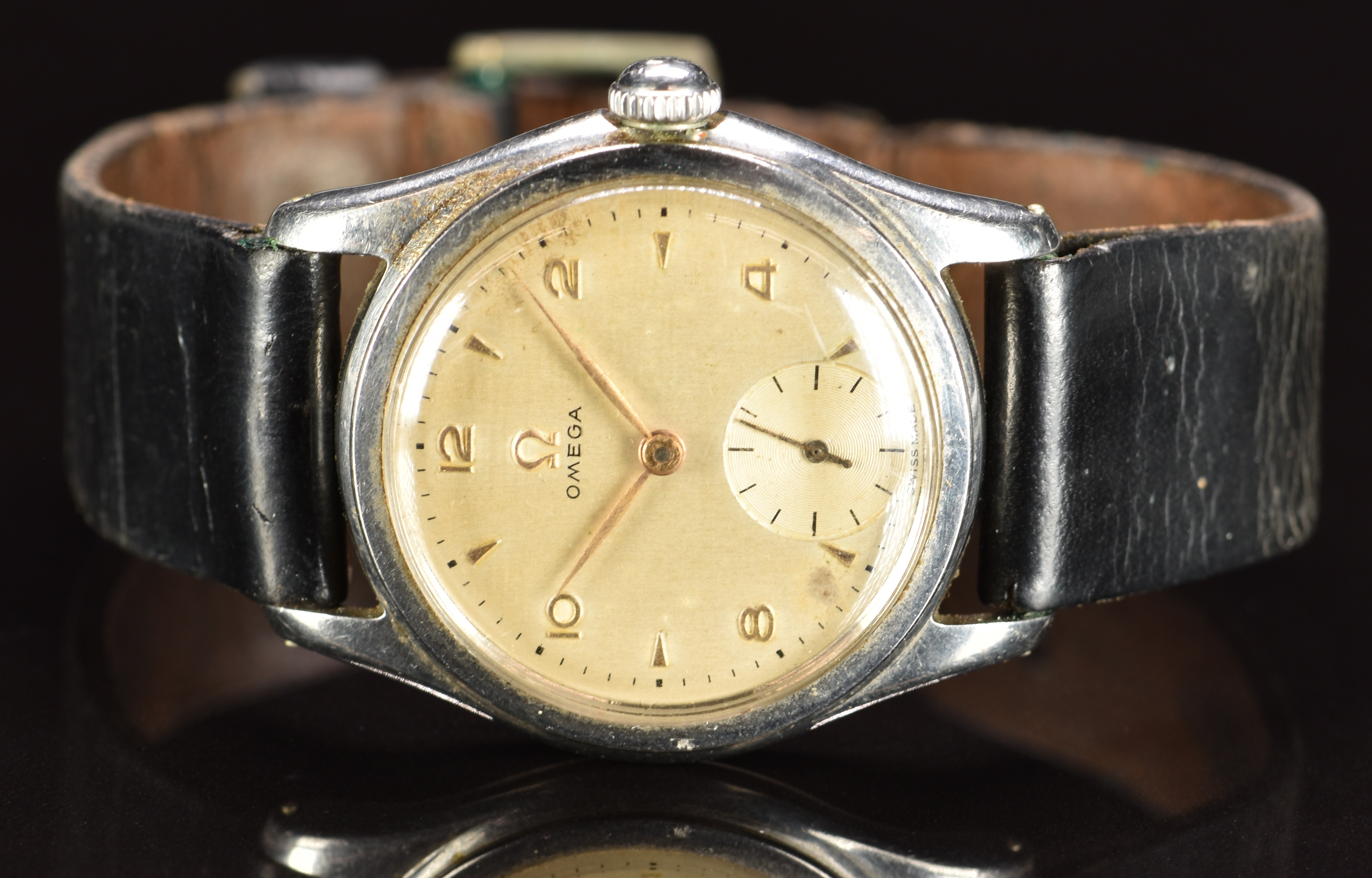Omega gentleman's wristwatch ref. 2450 with inset subsidiary seconds dial, gold hands, hour - Image 4 of 5