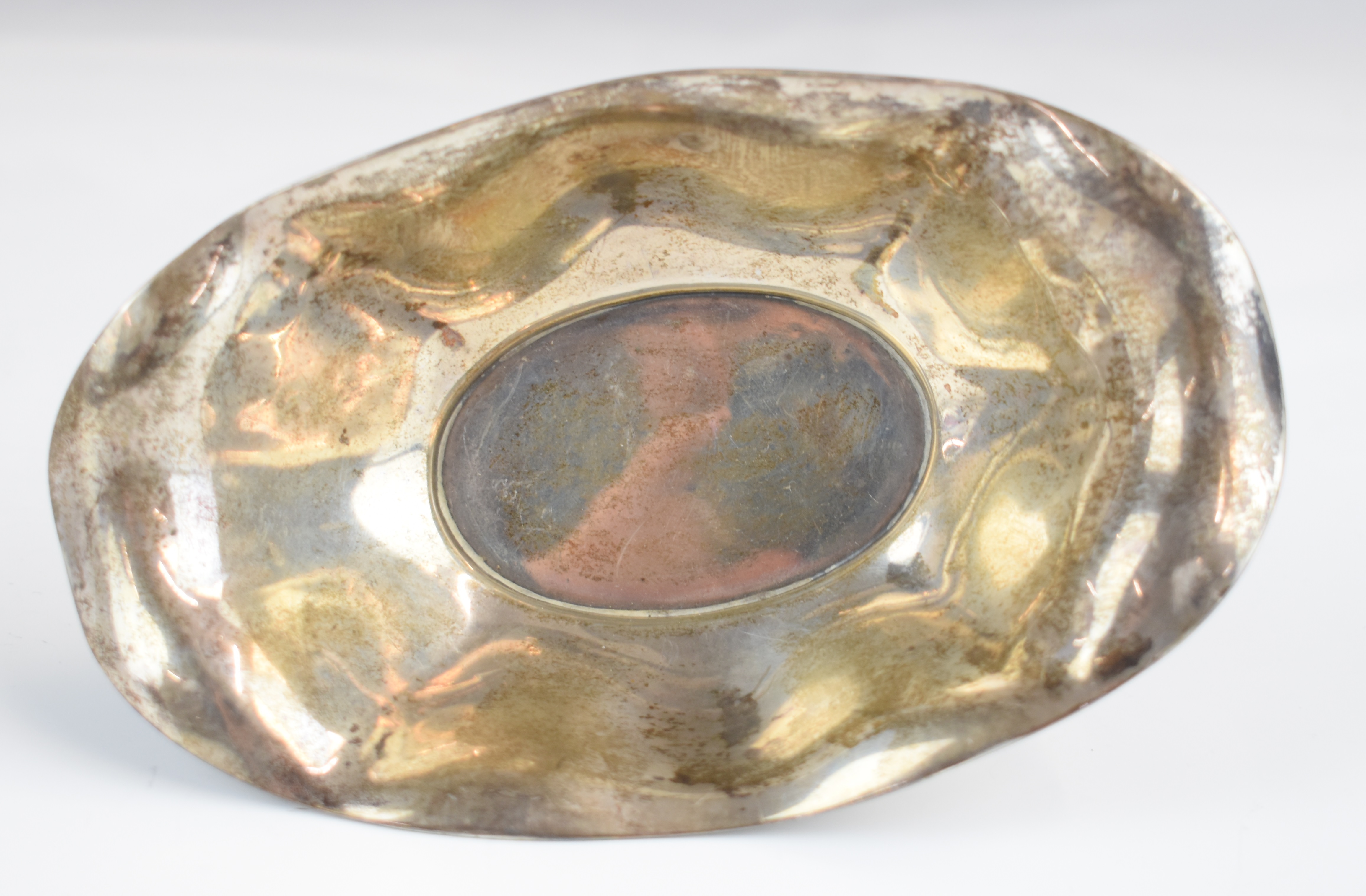 Two hallmarked silver bon bon dishes comprising Victorian pierced and embossed example, Sheffield - Image 6 of 7