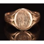 A 9ct rose gold signet ring, 5.0g, size R