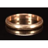 A 14k gold wedding band / ring, 2.4g, size M/N