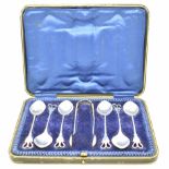 Cased set of Art Nouveau hallmarked silver teaspoons and tongs, Sheffield 1905, maker Lee & Wigfull,