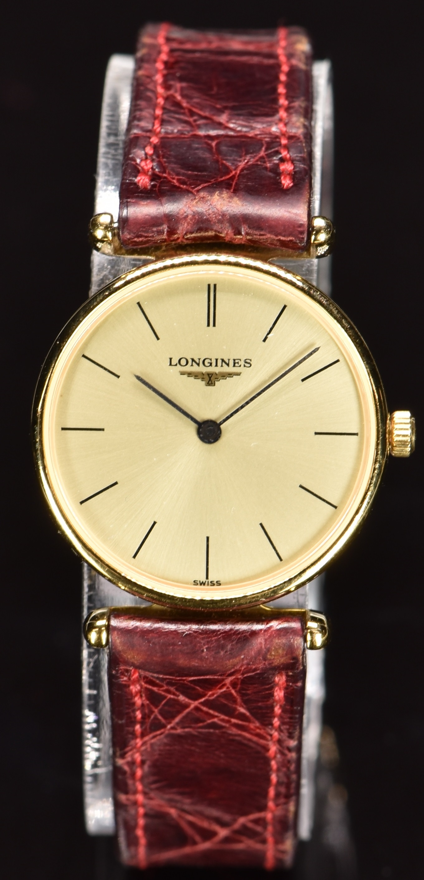 Longines Le Grand Classique ladies wristwatch ref. L4.135.2 with black hands and baton hour markers,