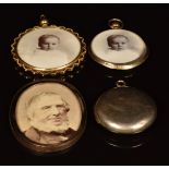 Victorian locket, 9ct gold locket, 9ct gold locket and a locket insert