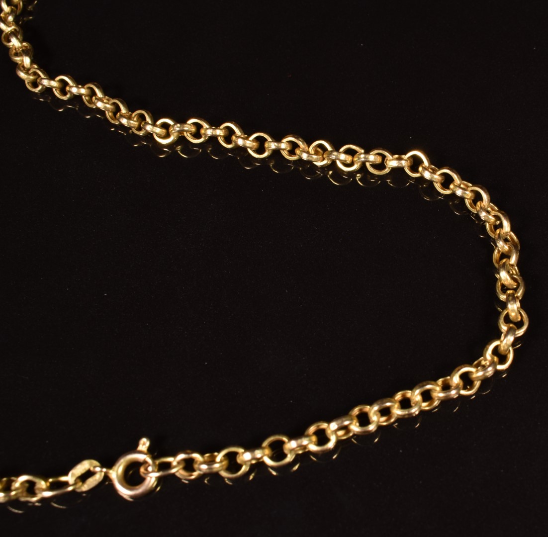 A 9ct gold belcher chain / necklace, length 60cm, 4.9g - Image 2 of 3