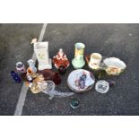 A sundry lot of china and glass.