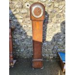 A Smith's oak grandmother clock, 140cm high.