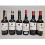 Six half bottles of Oloroso Viejisimo Sherry, Antonio de la Riva, 1940s bottling. (6)