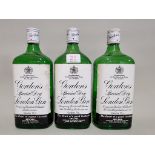 Three 75cl bottles of Gordon's gin, 1980s bottlings. (3)