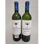 Two 75cl bottles of Chateau de Fieuzal Blanc, 1998, Pessac-Leognan. (2)