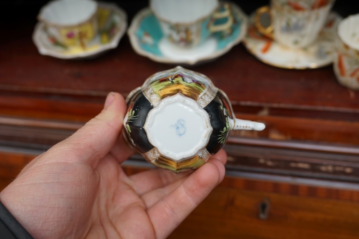 A small collection of porcelain, to include three Dresden cups and saucers. - Image 5 of 10