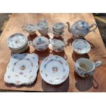 A Tuscan 'Bouquet' part teaset.