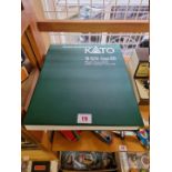 Kato: 10-1674 Hitachi Class 800/2 LNER 'AZUMA' 5 car set, in fitted folder case, with instruction