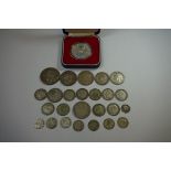 Coins: a cased 1977 Silver Jubilee silver crown; together with a quantity of UK and World silver and