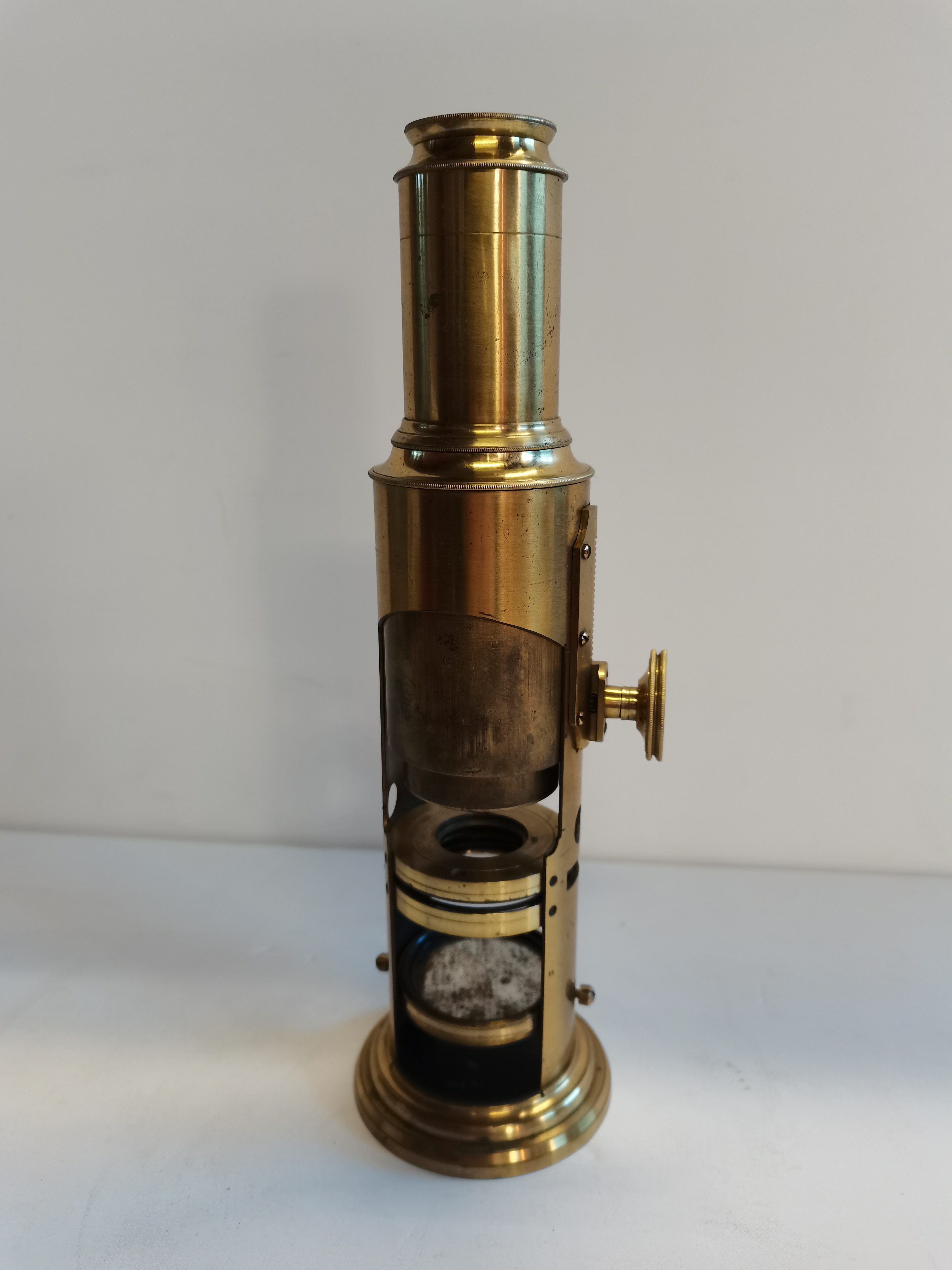 Brass Microscope in Wooden Box with Key - Image 2 of 2