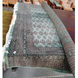 2.5m x 2.2m green rug