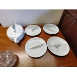 Rosen Thal x4 plates and x1 bowl with lid. Fish designs and lid handle. Excellent condition no chips