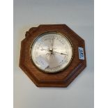 Mouseman Barometer