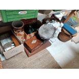 Misc items incl vases, wooden box, etc