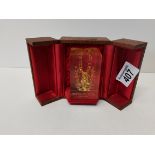 Korean Kum Kwan chong gold crown 1970s paperweight in box