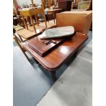 extendable dining table with leaf