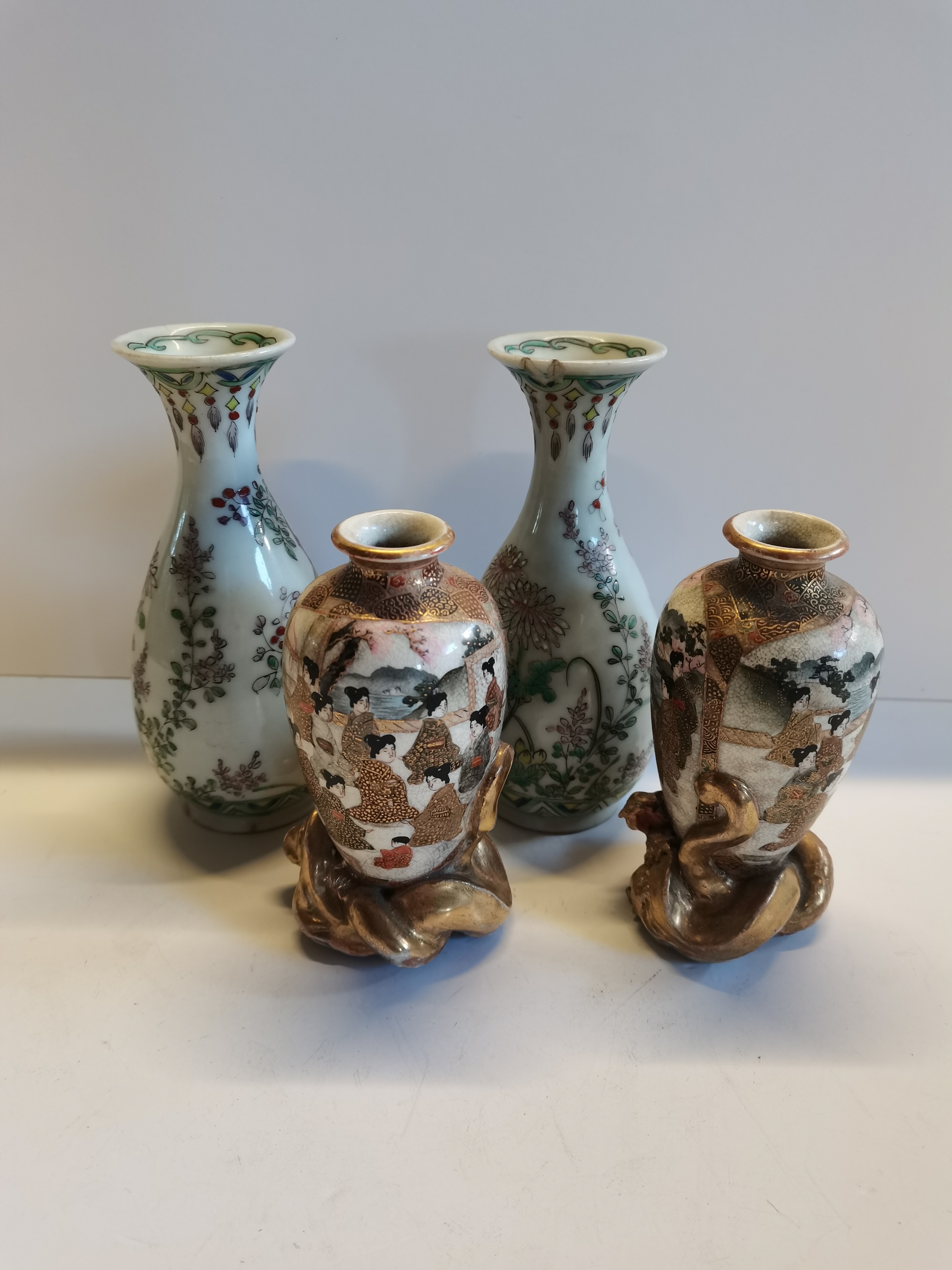 X2 pairs of Chinese vases. Slight damage to tallest pair - Image 2 of 2