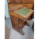 Small 19th century Victorian walnut Davenport writing desk