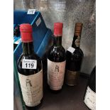 x2 bottles of Grand vin de Chateau Latour 1958 and a bottle of Dows port