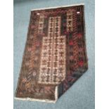 Persian rug 150cmx91cm - some fading an wear