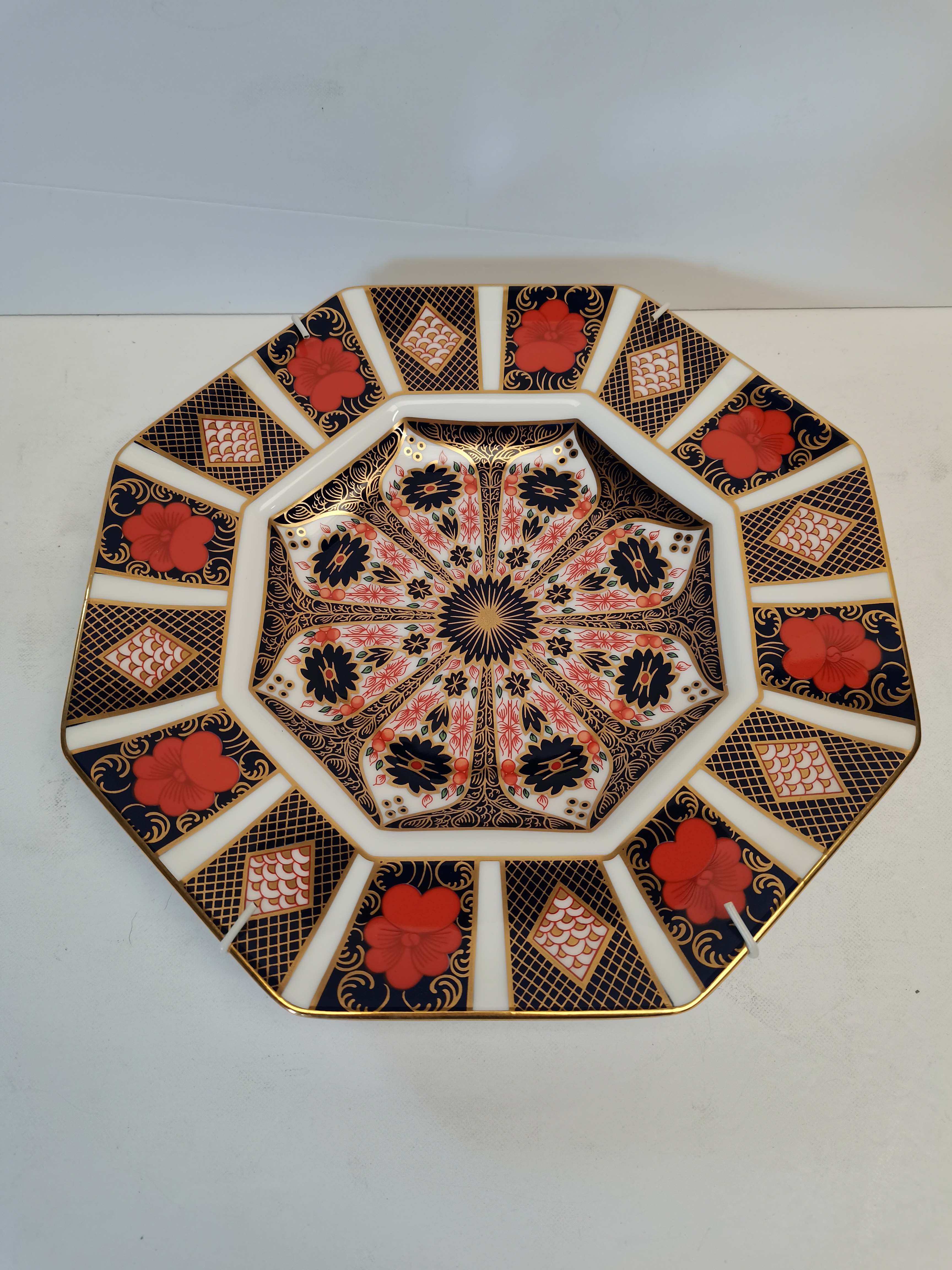 Royal Crown Derby Imari Pattern Octagonal plate ex condition - Image 2 of 5