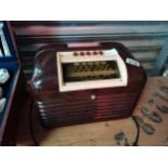 Vintage Bush radio (in working order)