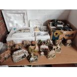 Collection of Lilliput lane incl Christmas house