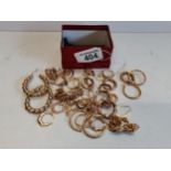 Various items of Gold and Gold plated rings, earrings etc incl. 18k gold ring with small red