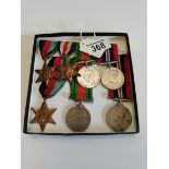 x7 medals - no names - George VI 1939 - 1945 x 2, The defence medal 1939 - 1945 x 2, The France