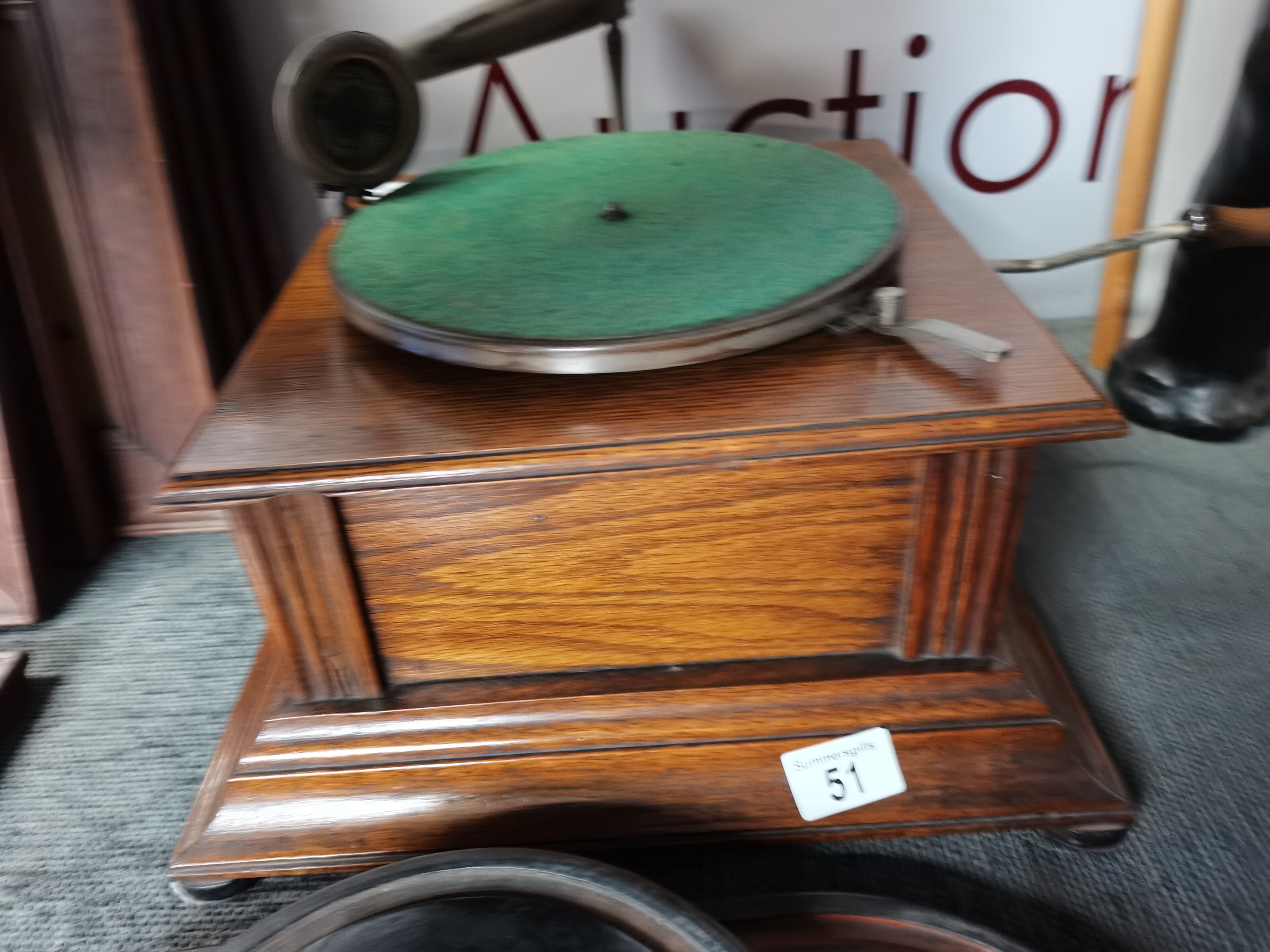 Vintage Gramophone in working order - Image 3 of 6