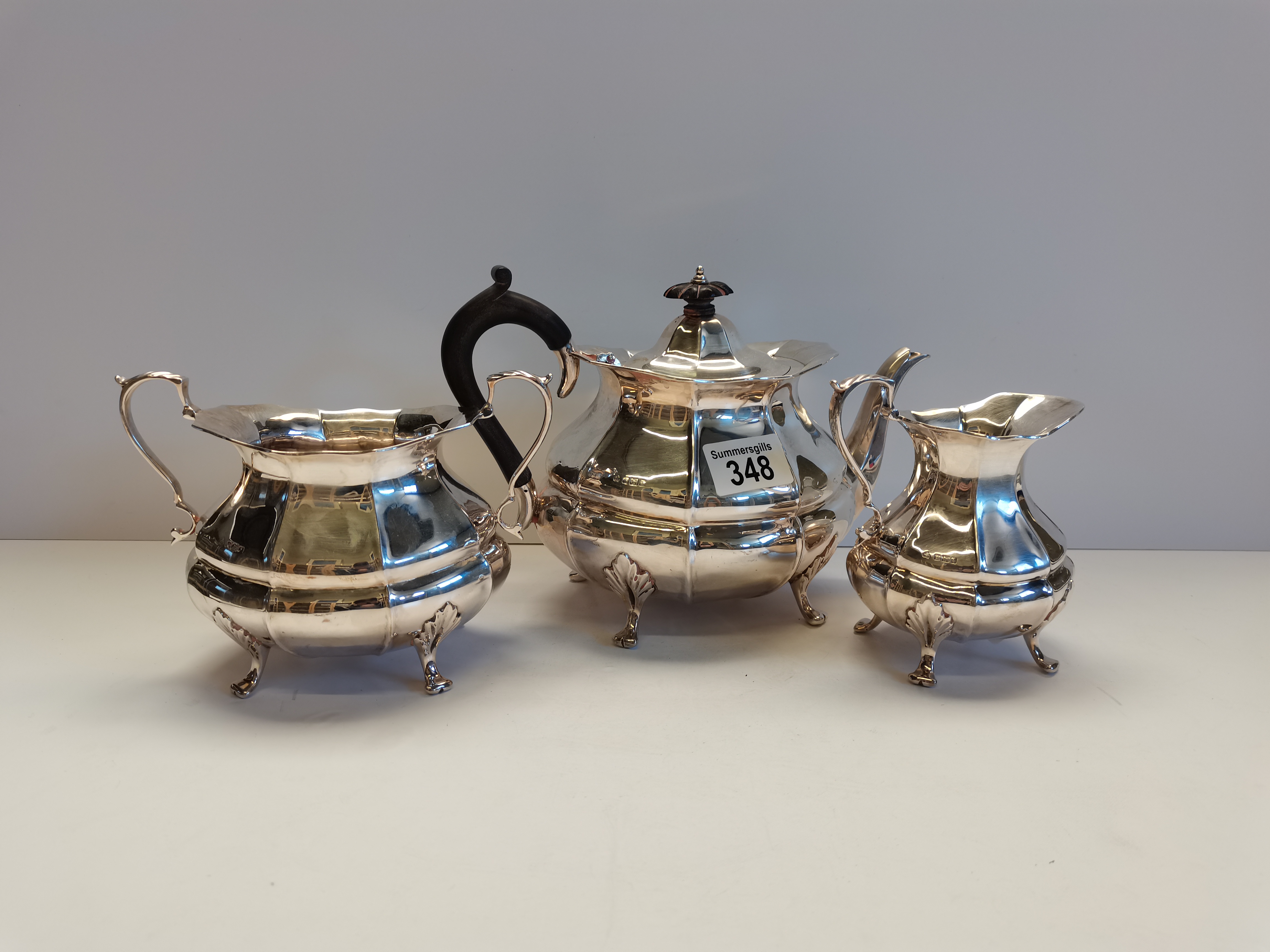 Silver tea set Inc., Teapot, Milk Jug and Sugar bowl made by Albert Thompson 1093g