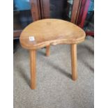 Mouseman Cow stool- excellent conditionCondition StatusCondition Grade:  A Excellent: In excellent