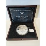 Coronation silver proof coin weight 1kg 999 silver