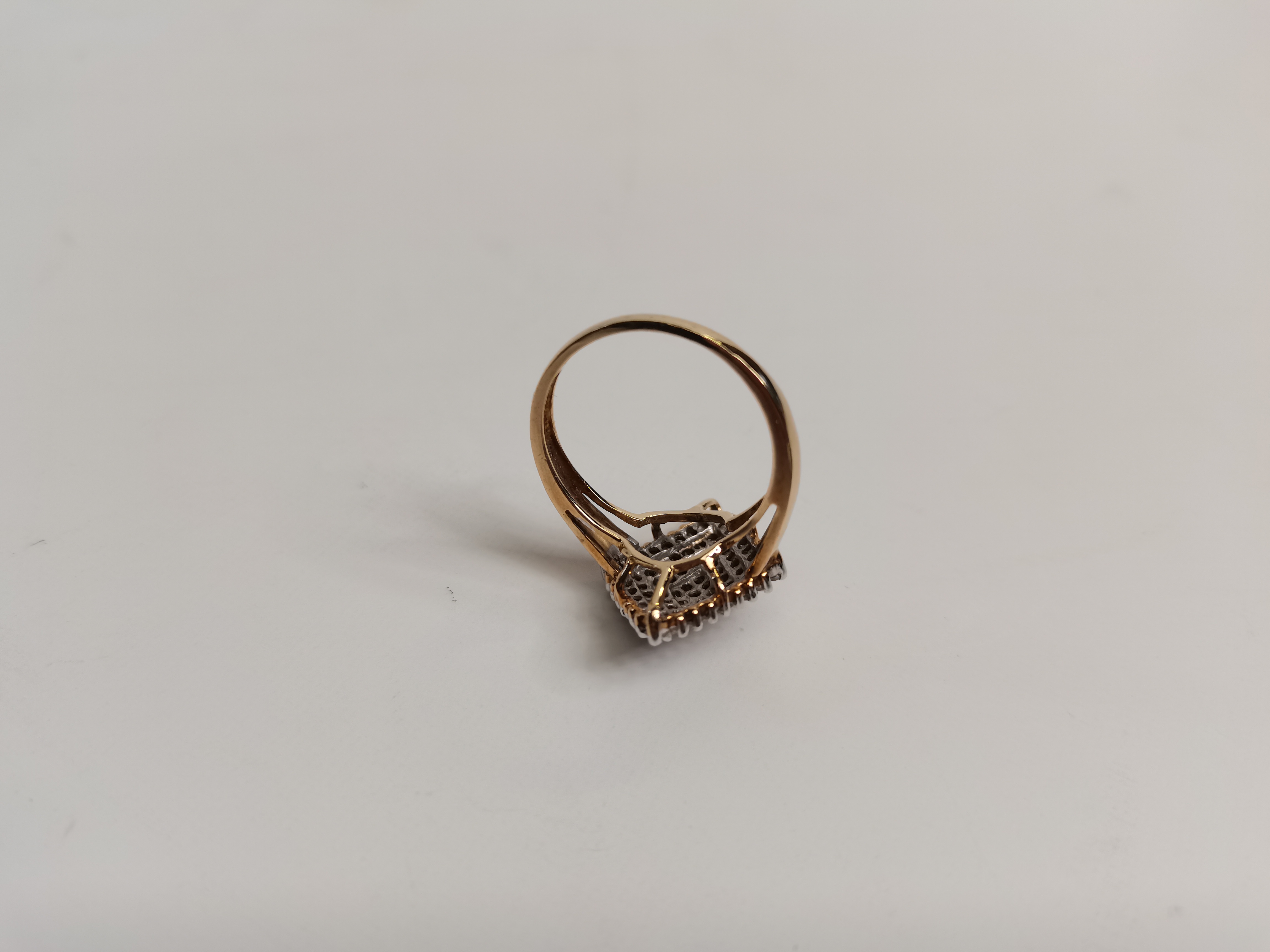 Diamond shaped dress ring size Q - Image 2 of 2