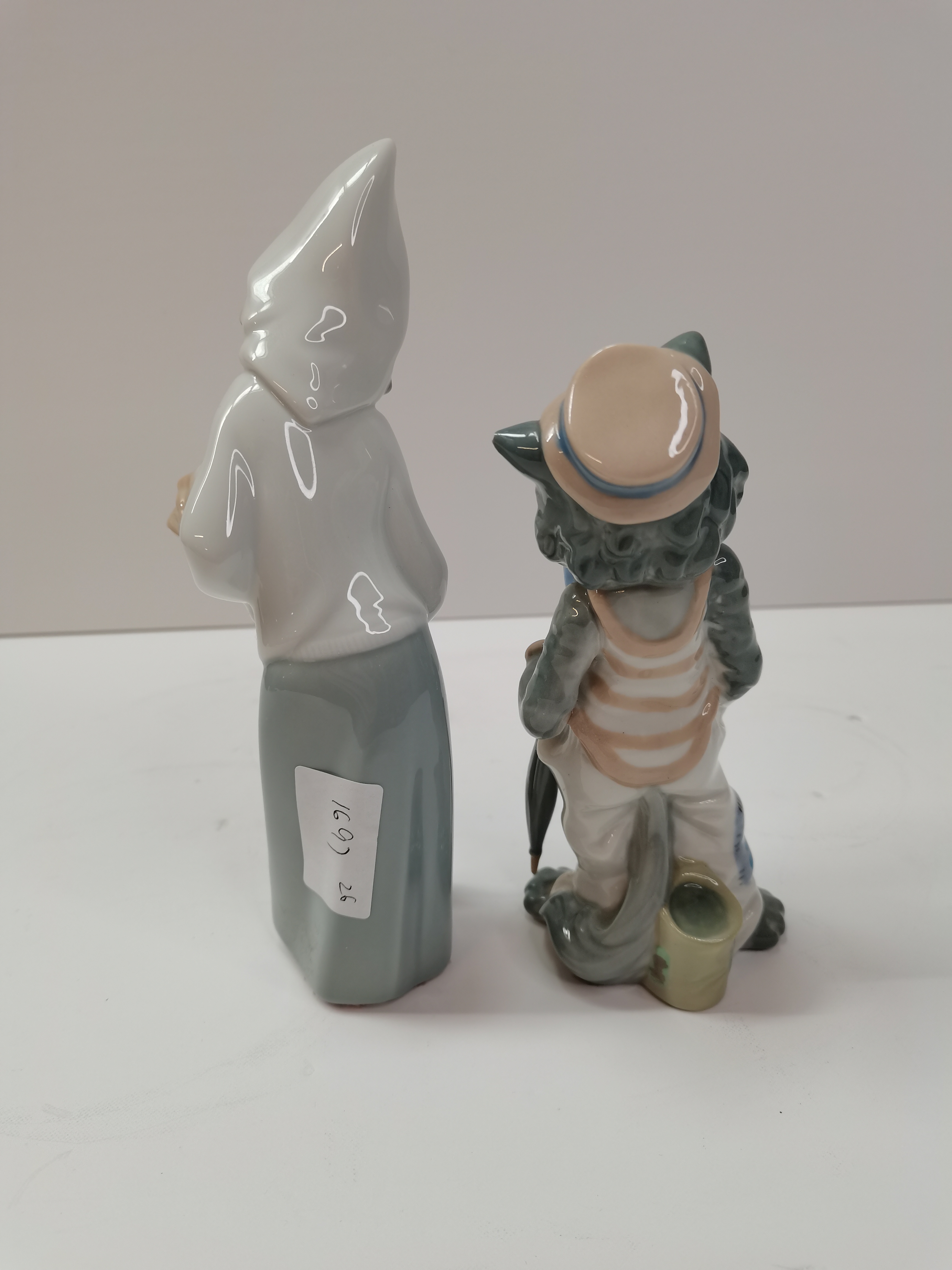 Lladro figure - Image 2 of 3