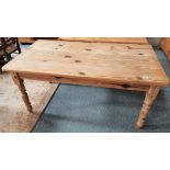 Pine farmhouse kitchen table L167cm x W90cm